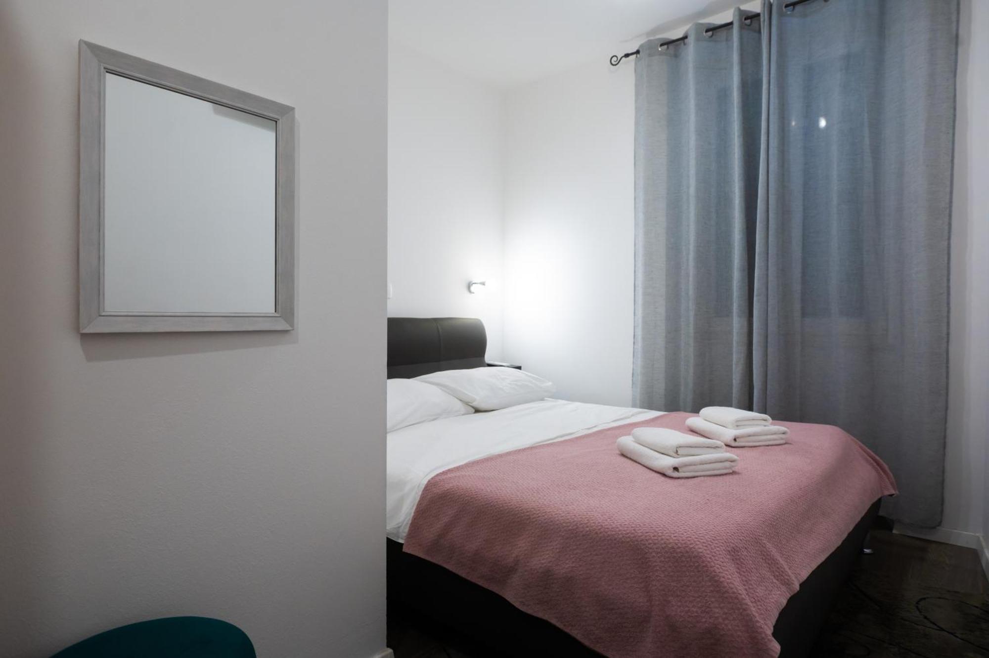 Pyrotima Apartments Zára Kültér fotó
